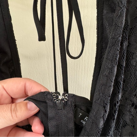 Trixxi Black Lace Romper - Picture 12 of 14